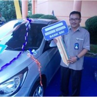 Nasabah BRI pemenang hadiah utama.